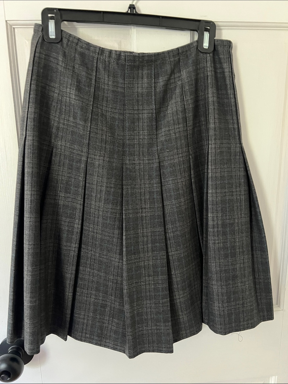 Banana Republic Charcoal Plaid Pleated Skater Skirt